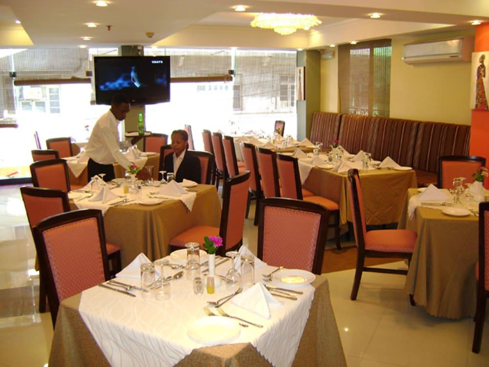 Hotel Nikko Towers Dar es Salaam Eksteriør billede