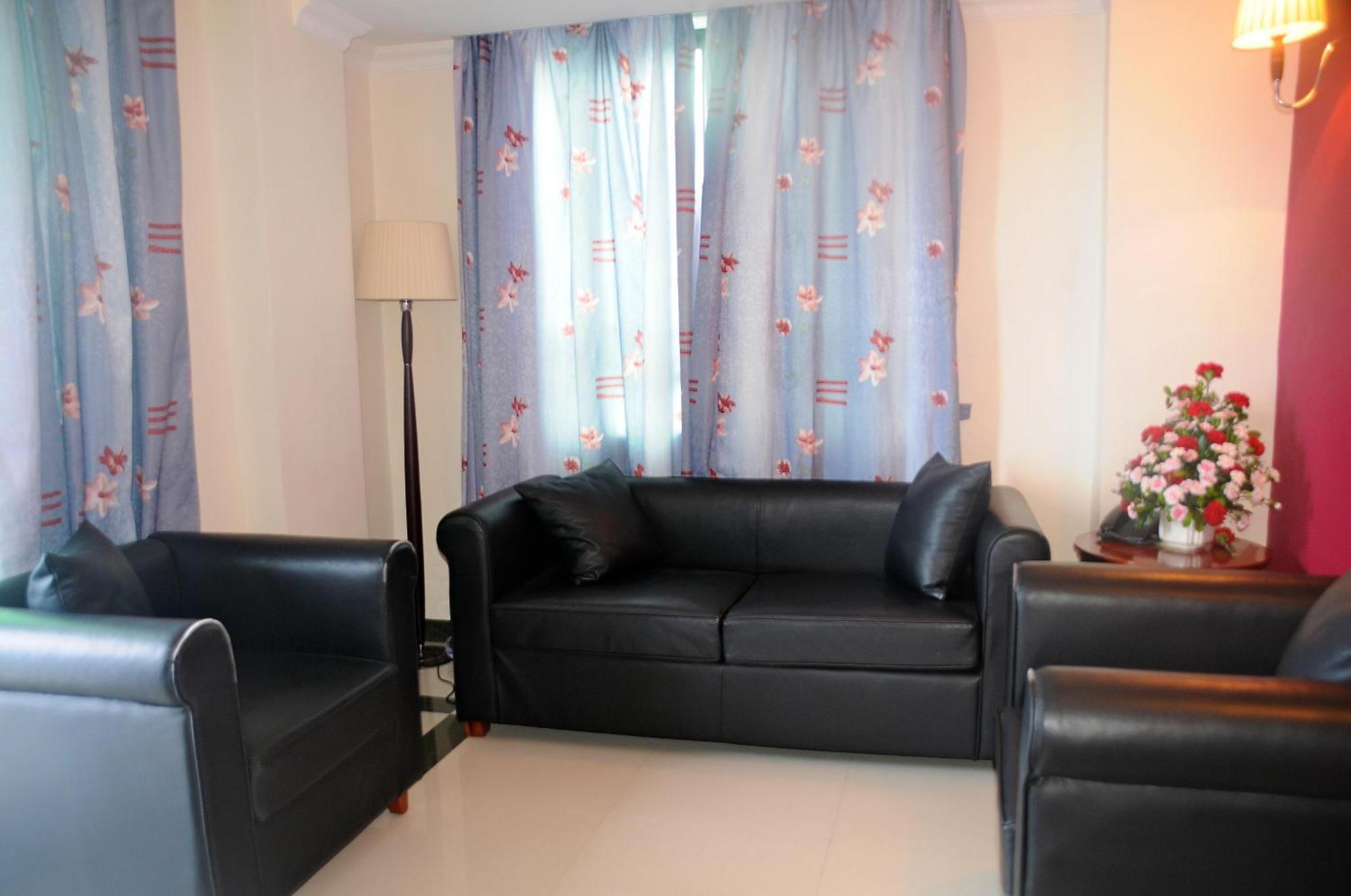 Hotel Nikko Towers Dar es Salaam Værelse billede