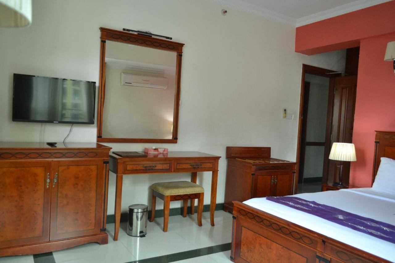 Hotel Nikko Towers Dar es Salaam Eksteriør billede